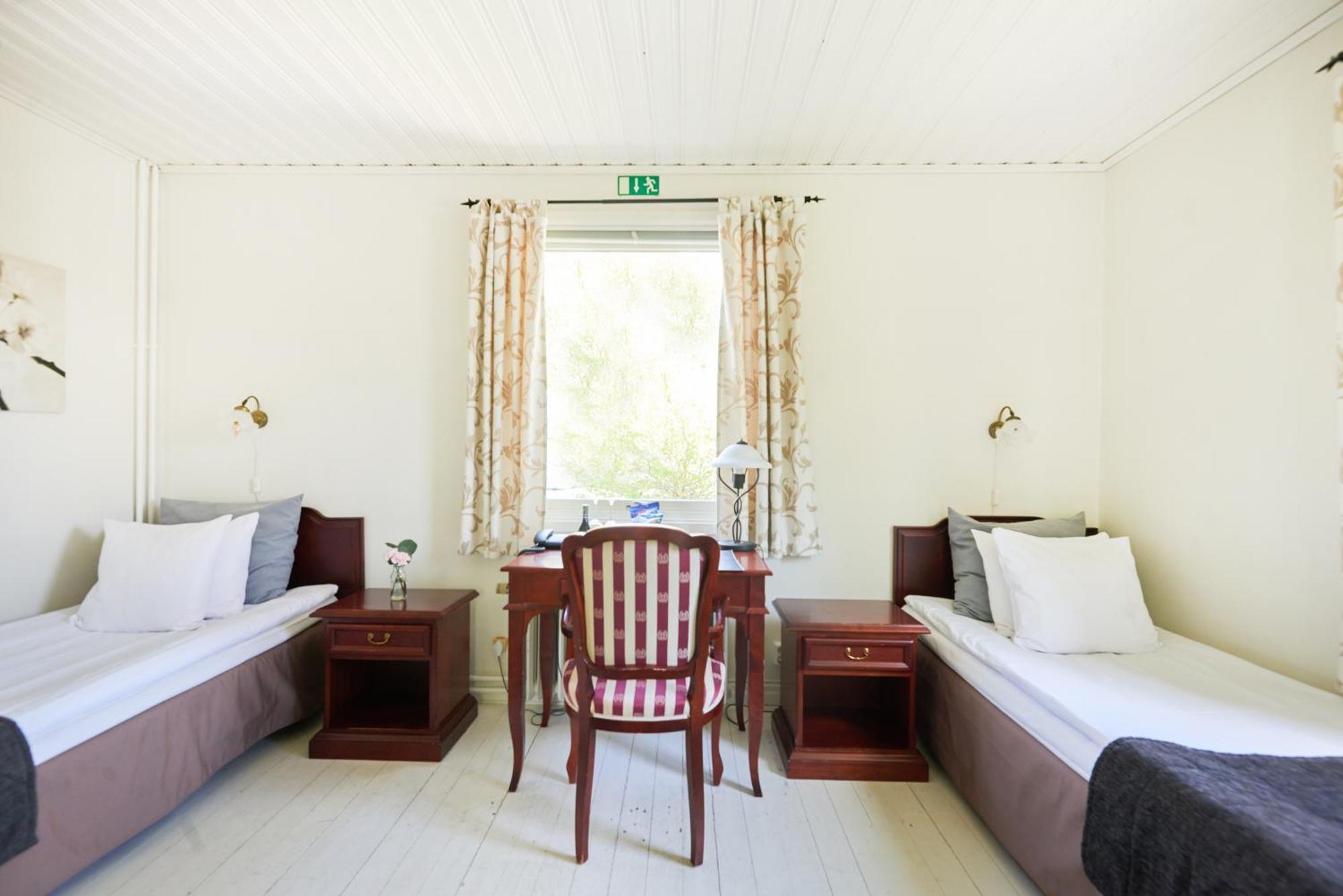Hotell Bjoerkhaga Mullsjö Екстериор снимка
